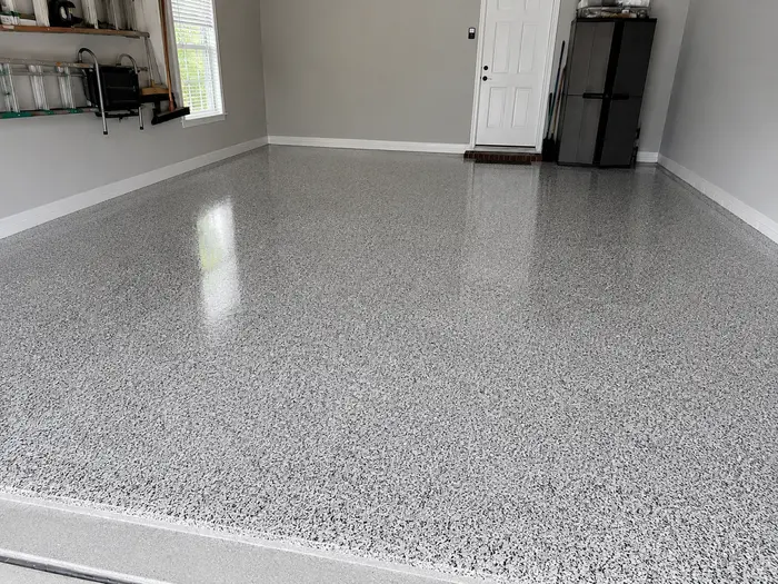 Finished flake garage floor coating in a Charleston, SC garage